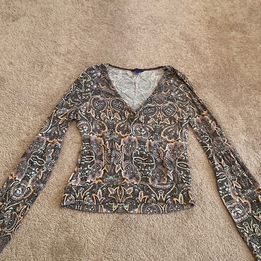 Long Sleeved Patterned Top